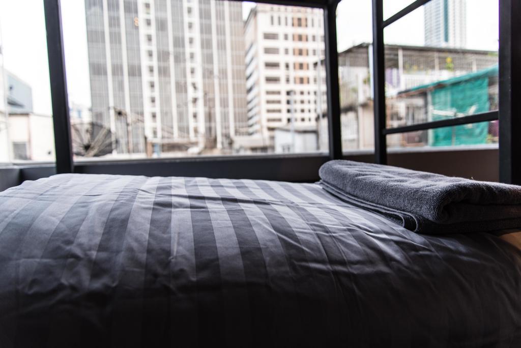 Nap@Pan Hostel Silom Банкок Екстериор снимка