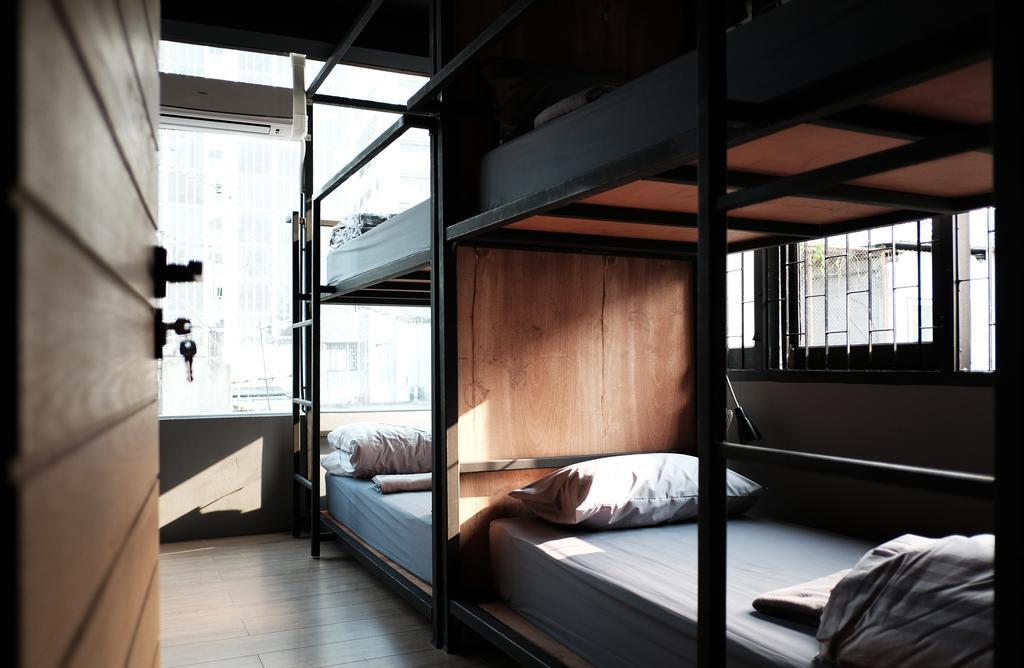 Nap@Pan Hostel Silom Банкок Екстериор снимка