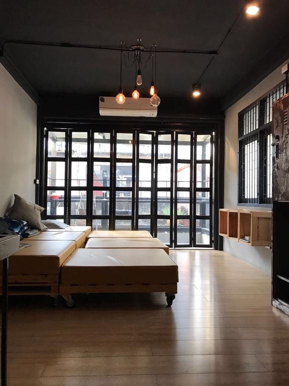 Nap@Pan Hostel Silom Банкок Екстериор снимка