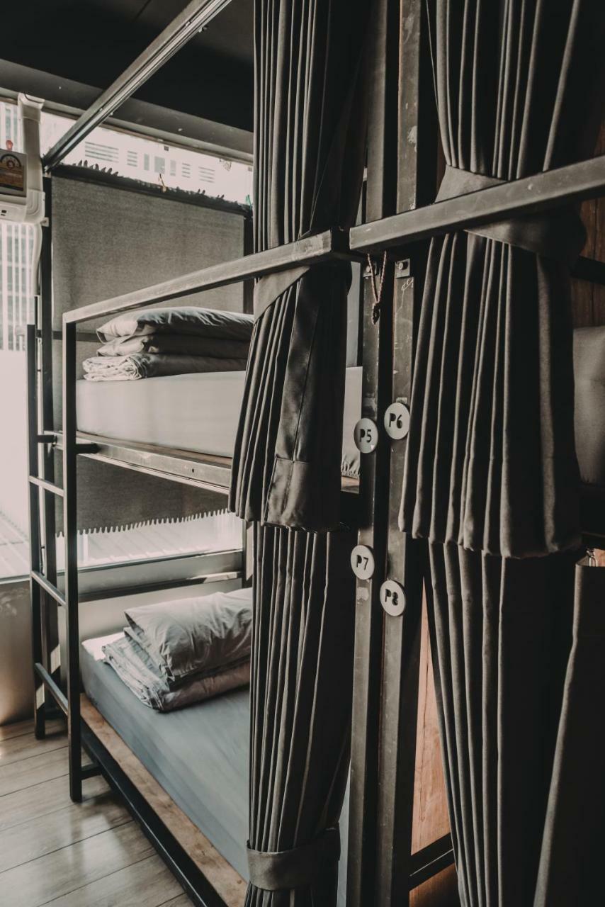 Nap@Pan Hostel Silom Банкок Екстериор снимка