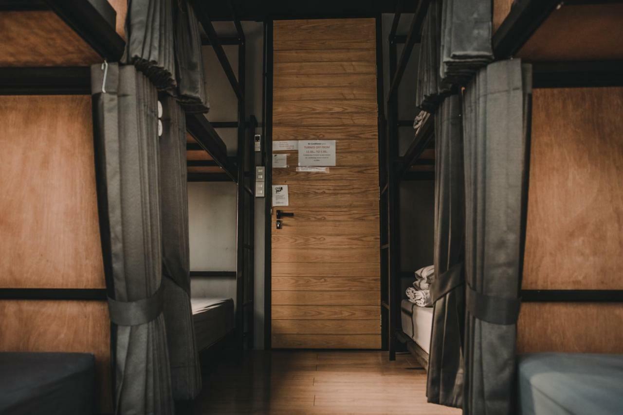 Nap@Pan Hostel Silom Банкок Екстериор снимка