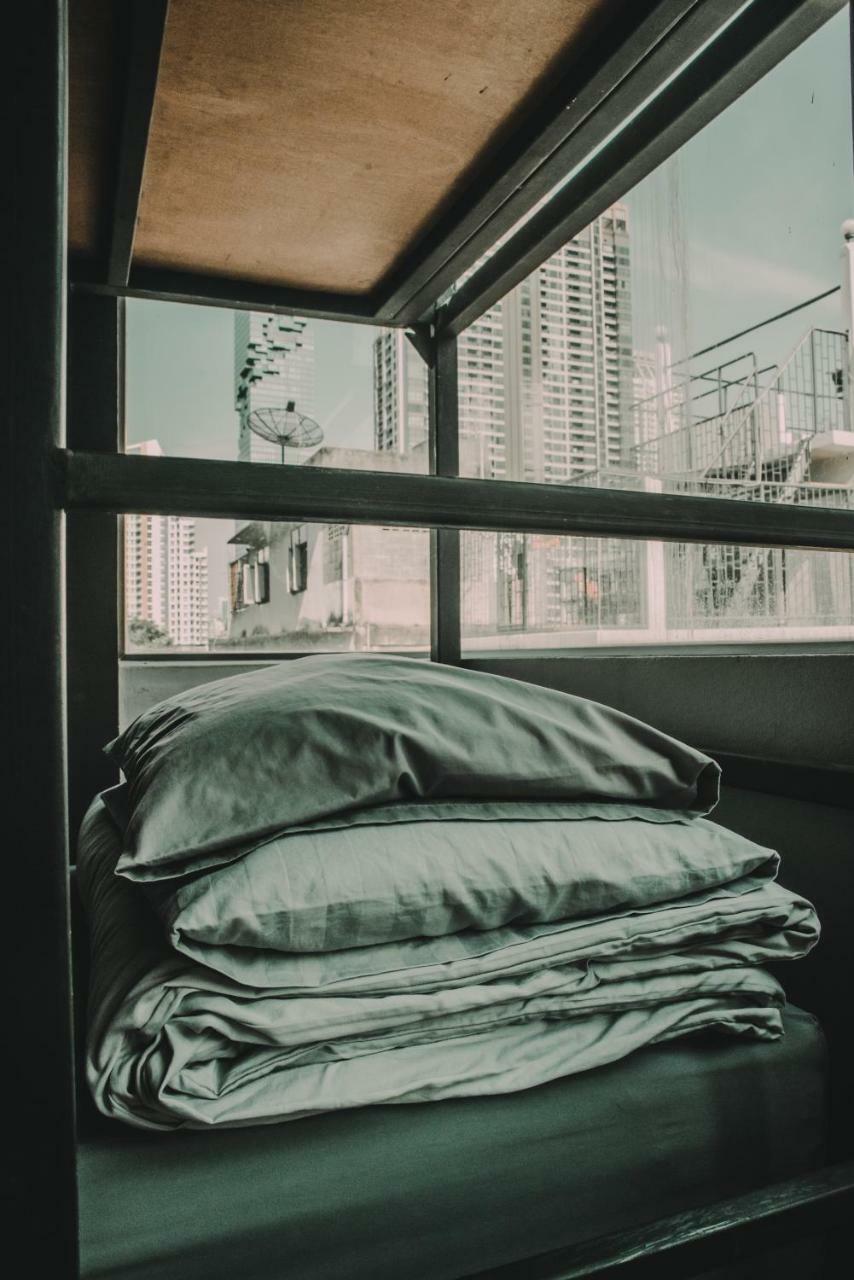 Nap@Pan Hostel Silom Банкок Екстериор снимка